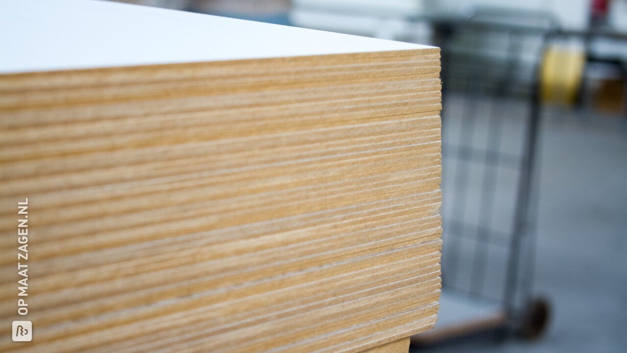 Wit hardboard online bestellen? Dat kan bij OPMAATZAGEN.nl